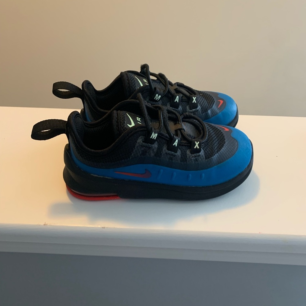 Nike air size  7c